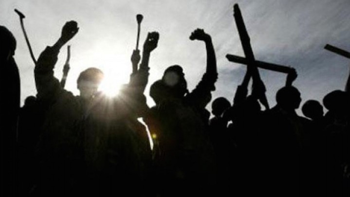 Kelompok Tani dan Masyarakat Nagari Aia Gadang Pasaman Barat Bentrok Fisik