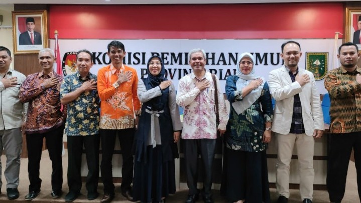 KPU Kampar Rapat Konsolidasi Jelang Pemilu 2024 KPU Kampar Rapat Konsolidasi Jelang Pemilu 2024