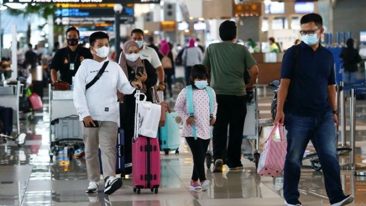 Mulai 17 Juli, Berlaku Syarat Perjalanan Wajib Booster Mulai 17 Juli, Berlaku Syarat Perjalanan Wajib Booster