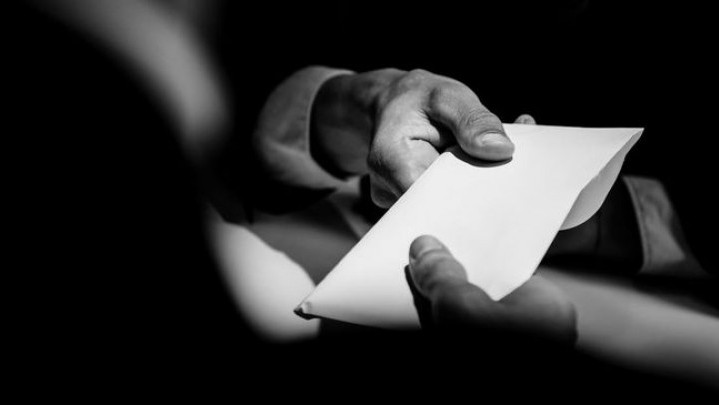 Bupati Tersangka Dugaan Korupsi Disebut Kabur ke Papua Nugini Bupati Tersangka Dugaan Korupsi Disebut Kabur ke Papua Nugini