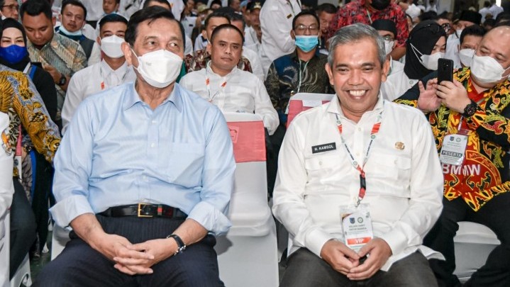 Pj Bupati Kampar Hadiri Orientasi Pembangunan Desa Berkelanjutan Pj Bupati Kampar Hadiri Orientasi Pembangunan Desa Berkelanjutan