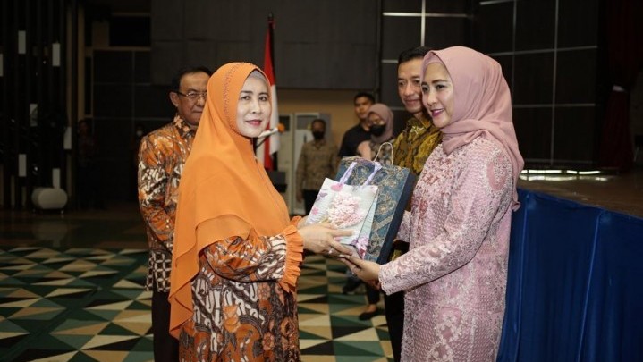 Pada Kapolres Inhil yang Baru, Bupati HM Wardan Berharap Dapat Melanjutkan Kerja Sama Pada Kapolres Inhil yang Baru, Bupati HM Wardan Berharap Dapat Melanjutkan Kerja Sama