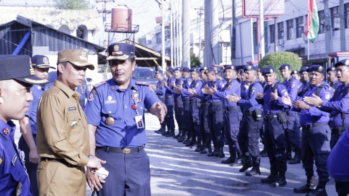 Armada dan Personel Damkar Pekanbaru akan Ditambah Armada dan Personel Damkar Pekanbaru akan Ditambah
