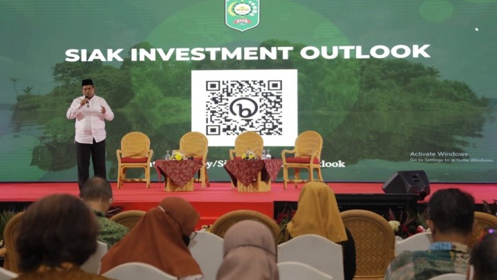 Bupati Alfedri Luncurkan Outlook Investasi Yurisdiksi Siak, Diklaim Pertama di Indonesia, Bupati Alfedri Luncurkan Outlook Investasi Yurisdiksi Siak, Diklaim Pertama di Indonesia,