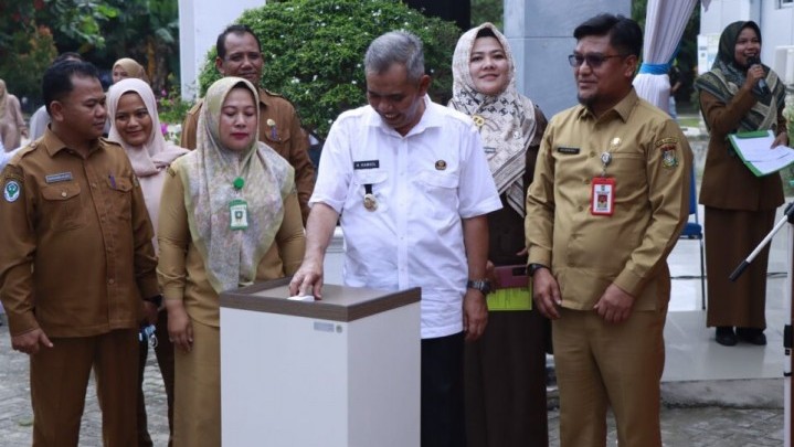 Pj Bupati Kampar Buka Program Debum Ceting Pj Bupati Kampar Buka Program Debum Ceting