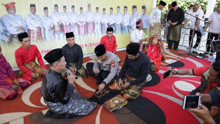 Lembaga Kerapatan Adat Luhak Rambah Periode 2022-2027 Dikukuhkan