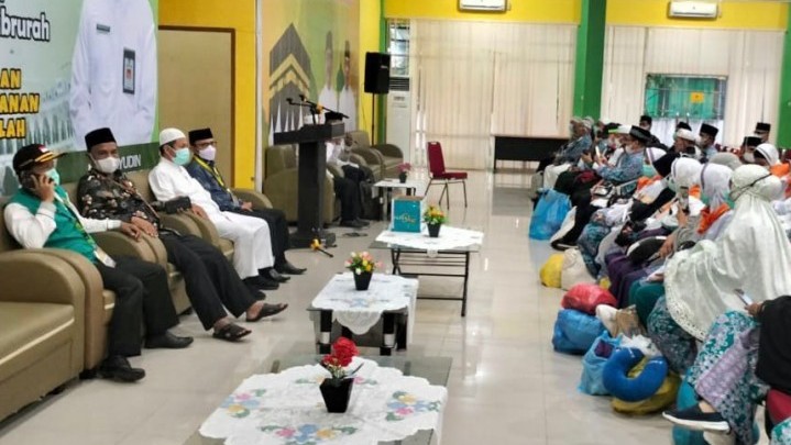 Pemeriksaan Covid-19 Langsung Dilakuan Bagi Jemaah Haji Asal Riau