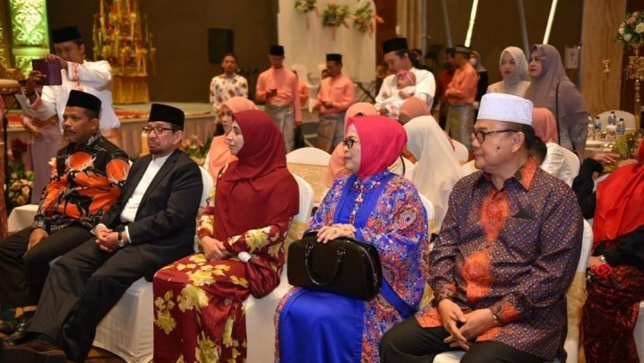 Tokoh Nasional DR. Salim Jadi Saksi Nikah Putri Pertama Ketua DPP PKS Sumbagut Tokoh Nasional DR. Salim Jadi Saksi Nikah Putri Pertama Ketua DPP PKS Sumbagut
