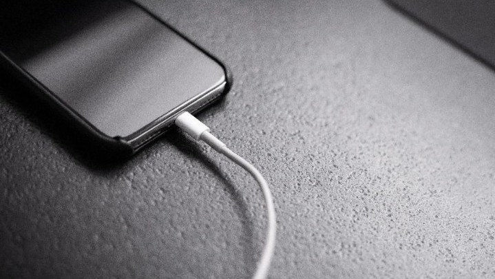 Penting, Simak Tips Cegah Handphone Meledak Penting, Simak Tips Cegah Handphone Meledak