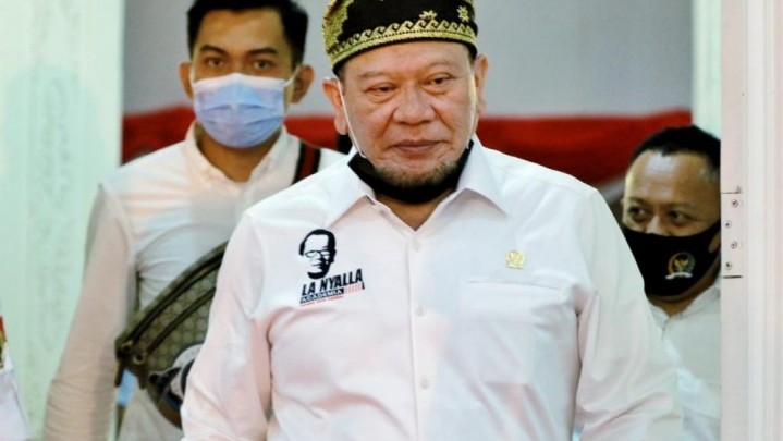 Oligarki Ekonomi dan Politik Miskinkan Rakyat Indonesia