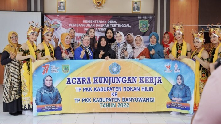 TP PKK Rohil Pelajari Program Dasa Wisma Kabupaten Banyuwangi