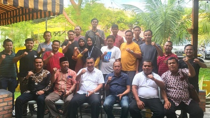 Herman Rozie Dukung Agenda Kongres Nasional IPKR Herman Rozie Dukung Agenda Kongres Nasional IPKR