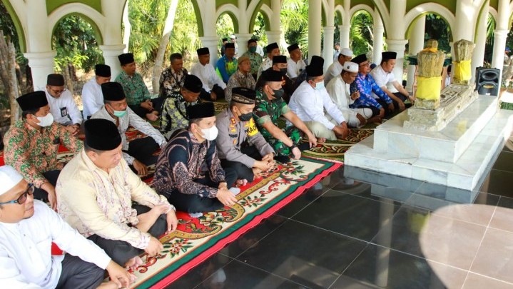 PT BSP Kelola Blok CPP 100 Persen, Bupati Alfedri Ziarah Makan Sultan Siak PT BSP Kelola Blok CPP 100 Persen, Bupati Alfedri Ziarah Makan Sultan Siak