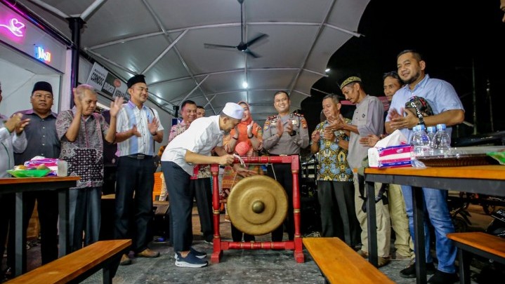 Wako Paisal Resmikan Pusat Kuliner Jaya Mukti, Ingatkan Pedagang Jaga Kebersihan