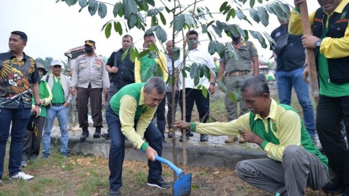 Konservasi Alam Kata Gubri Syamsuar Harus Dikampanyekan Konservasi Alam Kata Gubri Syamsuar Harus Dikampanyekan