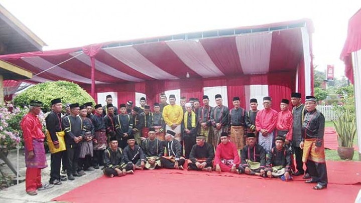 Antau Singingi Kini Miliki Datuk Bandaro Baru