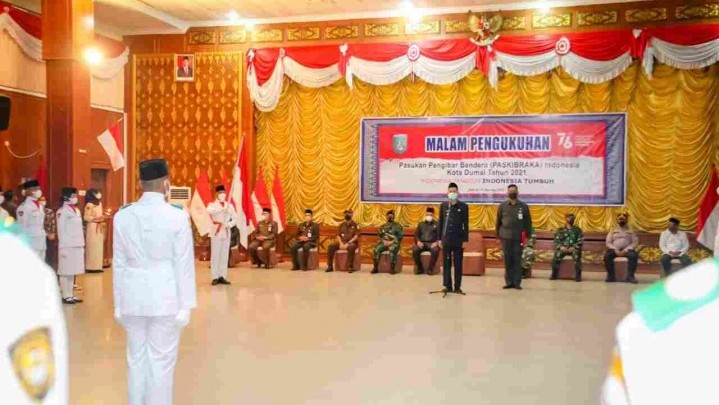 Wako Paisal Kukuhkan Paskibraka Dumai 2022 Wako Paisal Kukuhkan Paskibraka Dumai 2022