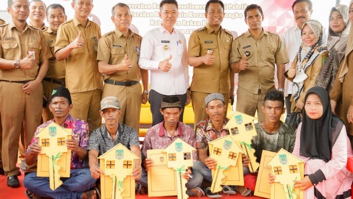 Dari Usulan 30 Unit, Bantuan Rumah Bagi Warga Rohil hanya Terpenuhi 15 Unit Dari Usulan 30 Unit, Bantuan Rumah Bagi Warga Rohil hanya Terpenuhi 15 Unit