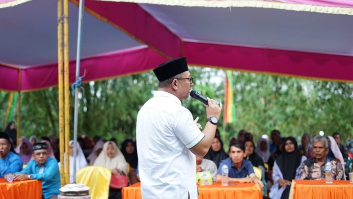 Yuyun Hidayat Desak Gaji Guru PDTA Kampar Segera Dicairkan