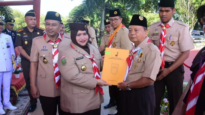 Ini Pesan Khusus Bupati Kasmarni di Peringatan HUT Pramuka ke-61 Ini Pesan Khusus Bupati Kasmarni di Peringatan HUT Pramuka ke-61