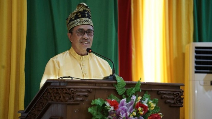 Gubri Syamsuar Dinobatkan Sebagai Tokoh Kerukunan Provinsi Riau Gubri Syamsuar Dinobatkan Sebagai Tokoh Kerukunan Provinsi Riau