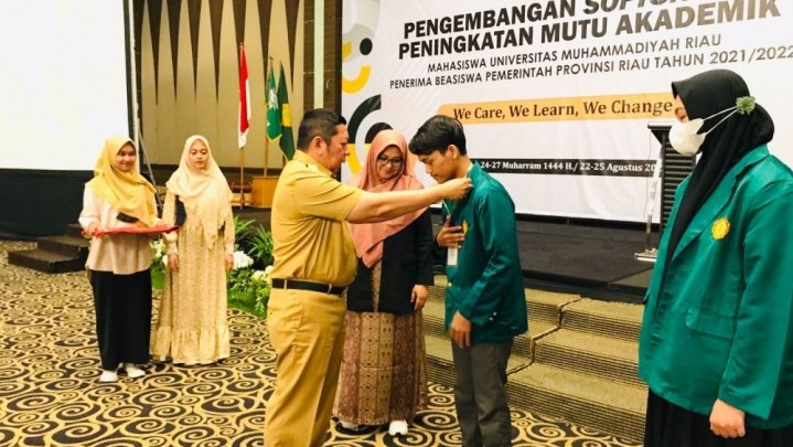Penerima Beasiswa Pemprov Riau Dapat Pelatihan Softskill
