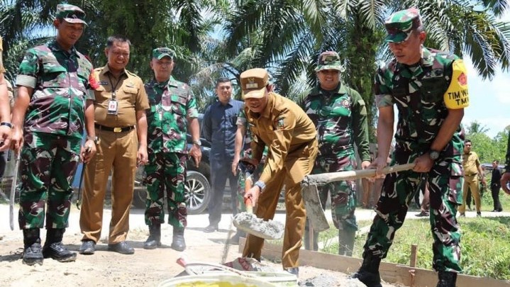 TMMD di Kulim Pekanbaru, Pengerasan Jalan hingga Pembanguan RLH TMMD di Kulim Pekanbaru, Pengerasan Jalan hingga Pembanguan RLH