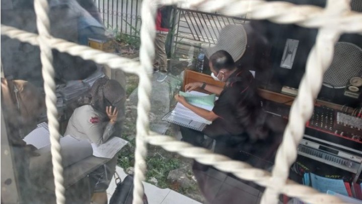 Cari Bukti Kasus Dugaan Korupsi RSUD, Kejari Geledah Dinkes Bukittinggi Cari Bukti Kasus Dugaan Korupsi RSUD, Kejari Geledah Dinkes Bukittinggi