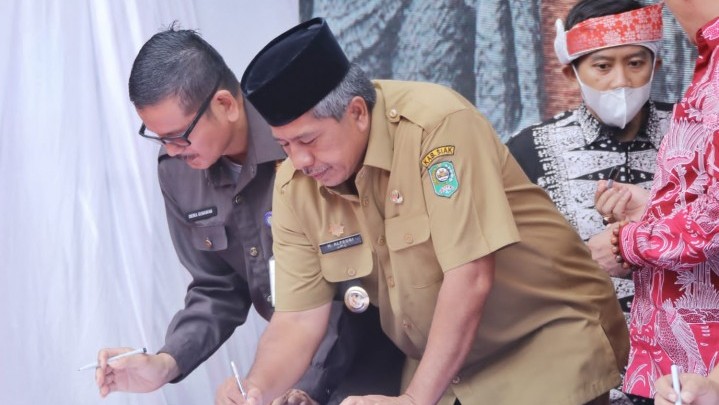Bupati Alfedri Akan Perkuat SDM Pengelola Keuangan Daerah Bupati Alfedri Akan Perkuat SDM Pengelola Keuangan Daerah