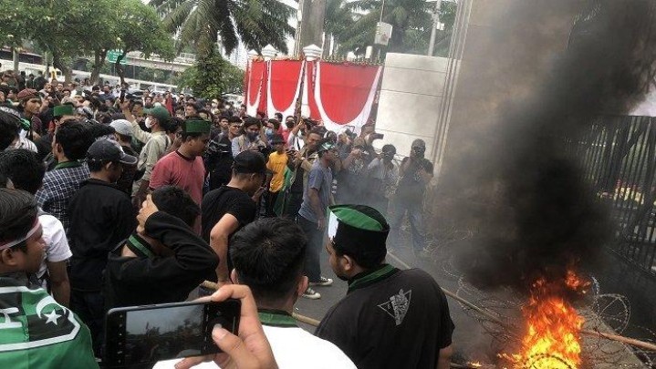 HMI Tolak Kenaikan Harga Pertalite HMI Tolak Kenaikan Harga Pertalite