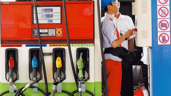 Harga Minyak Dunia Merosot, Aneh Kalau Kenaikan BBM Tidak Dibatalkan Harga Minyak Dunia Merosot, Aneh Kalau Kenaikan BBM Tidak Dibatalkan