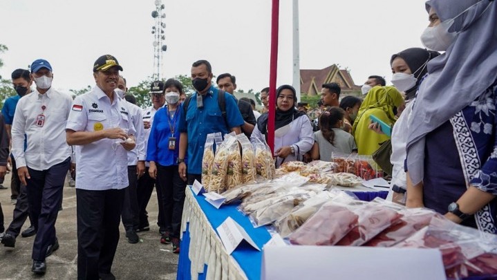 Pemprov Riau Gelar Pasar Murah di Inhil Pemprov Riau Gelar Pasar Murah di Inhil