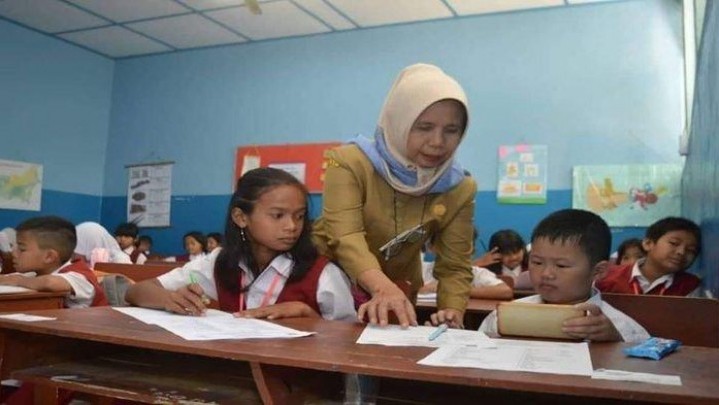 Sudah September, Gaji PTK Non ASN Pemprov Kepri Bulan Agustus Belum Juga Cair Sudah September, Gaji PTK Non ASN Pemprov Kepri Bulan Agustus Belum Juga Cair