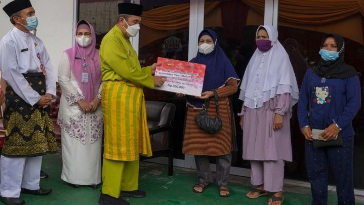 268 Ribu KPM di Riau Terima BLT BBM