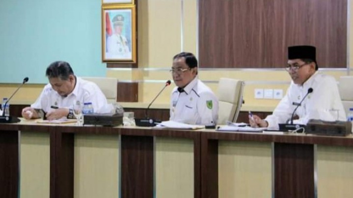 OPD Diberi Penekanan Bupati HM Wardan dalam Realisasi APBD OPD Diberi Penekanan Bupati HM Wardan dalam Realisasi APBD