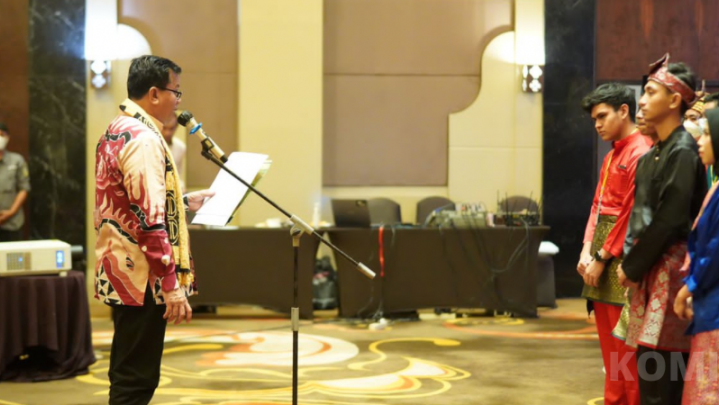 Plt Bupati Diminta MoU dengan Rumah Sakit di Yogyakarta saat Lantik Pengurus IPRY Komisariat Kaunsing Plt Bupati Diminta MoU dengan Rumah Sakit di Yogyakarta saat Lantik Pengurus IPRY Komisariat Kaunsing