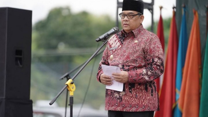 Pesan Penting Wagubri Edy Natar pada Ribuan Mahasiswa Baru UMRI Pesan Penting Wagubri Edy Natar pada Ribuan Mahasiswa Baru UMRI