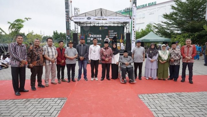 Wagubri Doakan Ribuan Mahasiswa Baru UMRI Jadi Kader Pemimpin