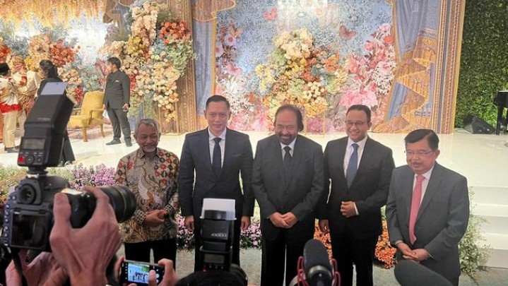 Malam Ini Anies Bertemu AHY, Surya Paloh, Ahmad Syaikhu dan Jusuf Kalla Malam Ini Anies Bertemu AHY, Surya Paloh, Ahmad Syaikhu dan Jusuf Kalla