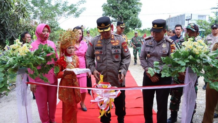 Kapolres Inhil Ingatkan Anggota Beri Pelayanan pada Masyarakat Kapolres Inhil Ingatkan Anggota Beri Pelayanan pada Masyarakat