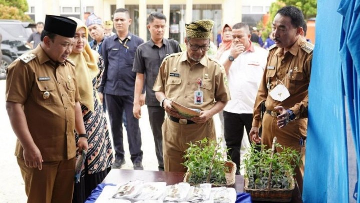 Seperti Ini Pentingnya Evaluasi Kinerja Kecamatan Bagi Wabup Husni Merza Seperti Ini Pentingnya Evaluasi Kinerja Kecamatan Bagi Wabup Husni Merza