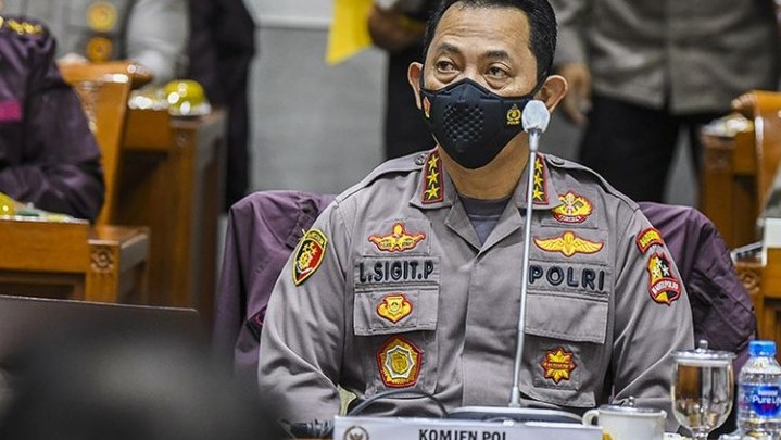 Kapolri Didesak Cabut Izin Liga 1 Kapolri Didesak Cabut Izin Liga 1