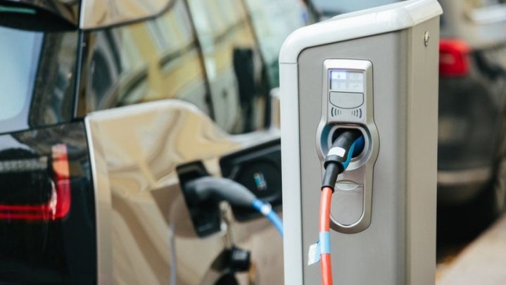 Puluhan Unit Sepeda Motor Listrik Dianggarkan Pemprov Riau