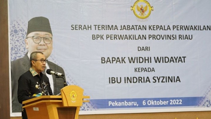 Indria Syzinia Resmi Jabat Kepala BPK Perwakilan Riau Indria Syzinia Resmi Jabat Kepala BPK Perwakilan Riau