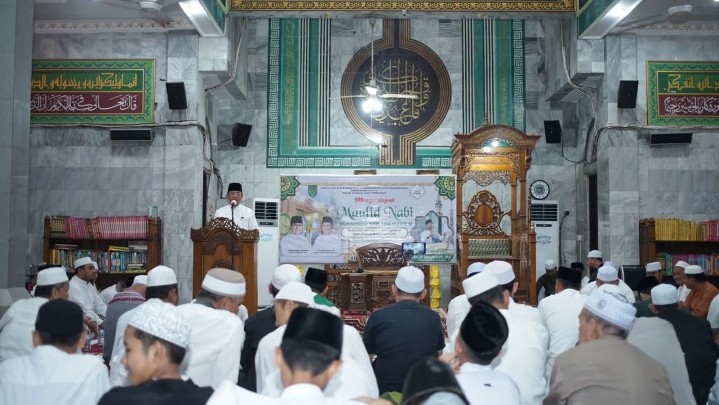 Peringatan Maulid Nabi, Bupati HM Wardan Ajak Masyarakat Perbanyak Sholawat Peringatan Maulid Nabi, Bupati HM Wardan Ajak Masyarakat Perbanyak Sholawat
