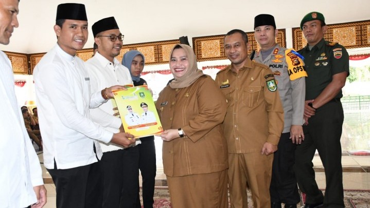 SK Akhirnya Diterima Ratusan Penyuluh Agama Islam di Bengkalis