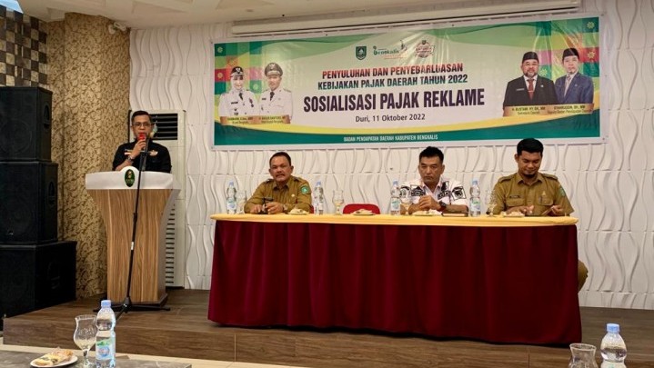 Dari Pajak Reklame, PAD Bengkalis Ditargetkan Capai Rp1,8 Miliar Dari Pajak Reklame, PAD Bengkalis Ditargetkan Capai Rp1,8 Miliar
