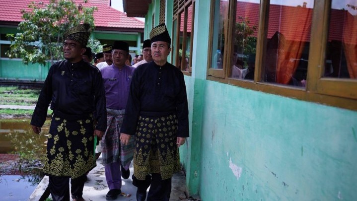 Gubri Syamsuar Ditanya Guru Honor Tentang Kepastian PPPK Gubri Syamsuar Ditanya Guru Honor Tentang Kepastian PPPK