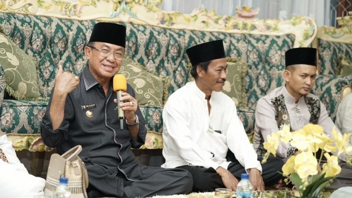 Berkumpul dengan Kades hingga RT, Bupati HM Wardan Minta Dukungan Berkumpul dengan Kades hingga RT, Bupati HM Wardan Minta Dukungan