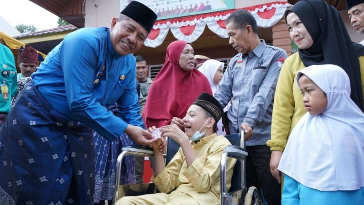 Bupati Alfedri Tegaskan Pegawai Harus Ramah Layani Masyarakat